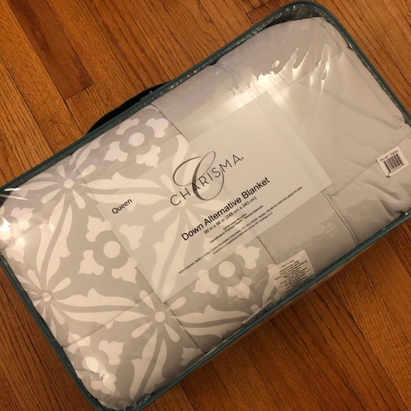 Charisma Bedding Charisma Queen Down Alternative Blanket Poshmark